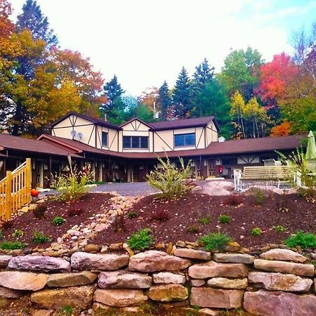 Lake Harmony Inn Екстер'єр фото